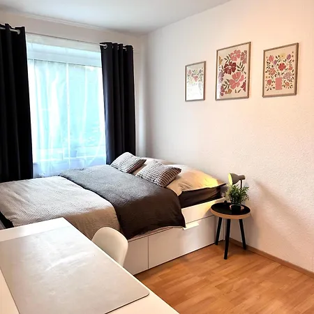 Rtr - Fuer Bis Zu 5 Personen - Modernes - Zentral - Voll Ausgestattet Apartment *