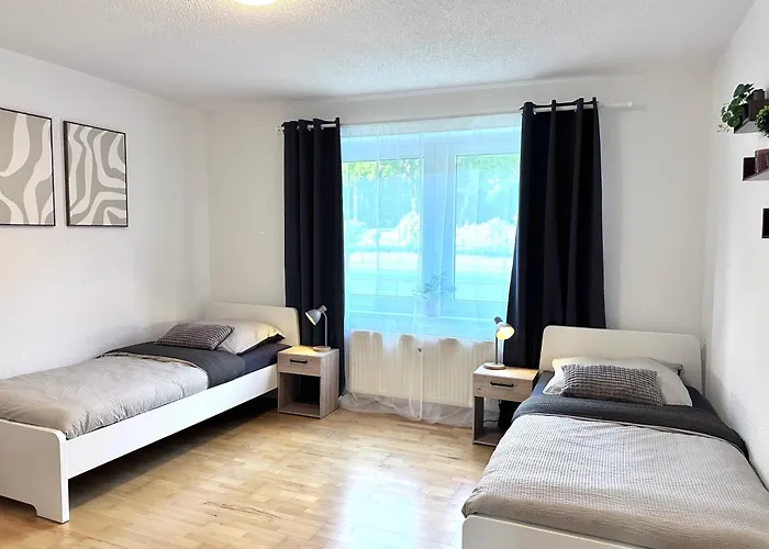 Rtr - For Up To 5 Guests - 3 Bedrooms - Parking - Modern - - Fully Equipped Apartmán