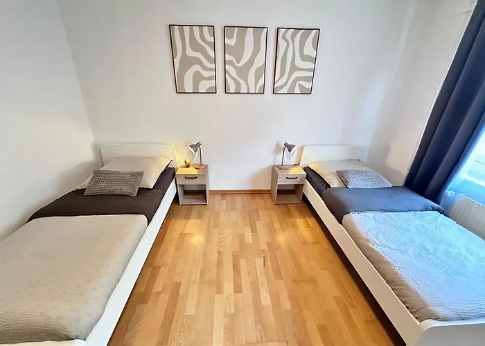 Rtr - For Up To 5 Guests - 3 Bedrooms - Parking - Modern - - Fully Equipped Apartmán